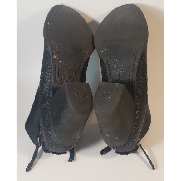 AP Women's Sz 8.5 Black Faux Leather Block Heel Side Zipper Ankle Bootie Boots - Picture 11 of 12